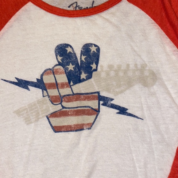 Lucky Brand Fender Guitar Baseball Tee (NWOT) - Picture 3 of 3